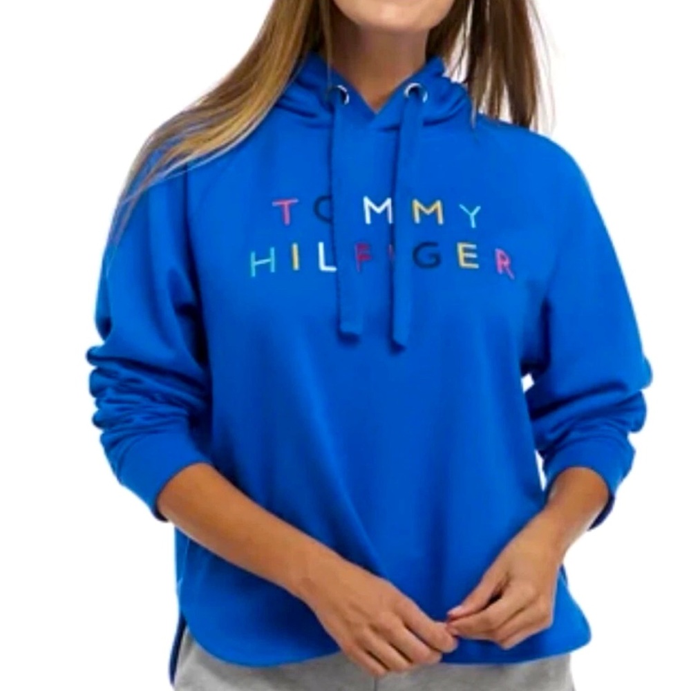 Tommy Hilfiger Women's Embroidered Raglan Hoodie Blue-Size Small